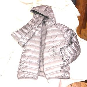 MEN ULTRA LIGHT DOWN SEAMLESS PARKA